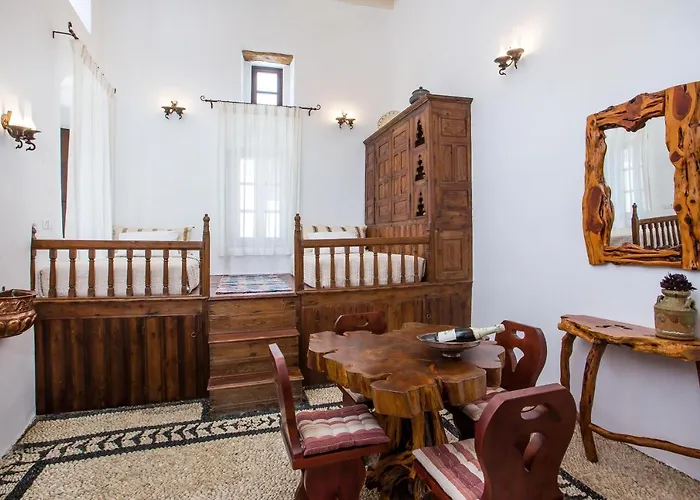 Heritage Luxury Apartment *