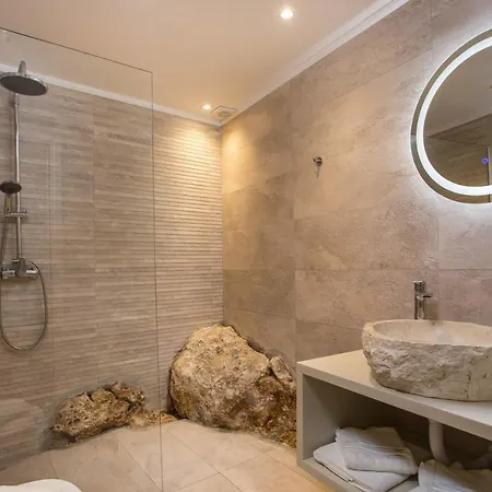 Heritage Luxury Λίνδος